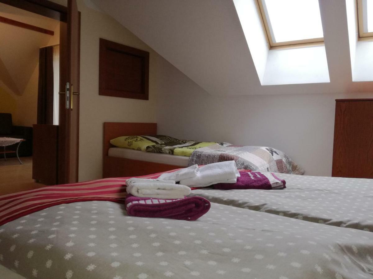 Luxury Apartment Bešeňová エクステリア 写真